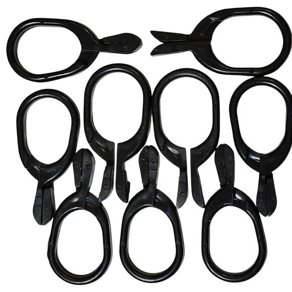 18pk Black Scarf Clip Hangers – Economic Plastic Fine Garment Pinch Hooks - Picture 1 of 6